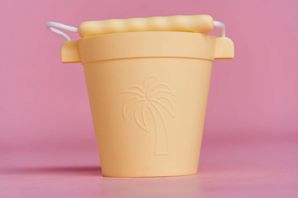 Palm Beach Bucket