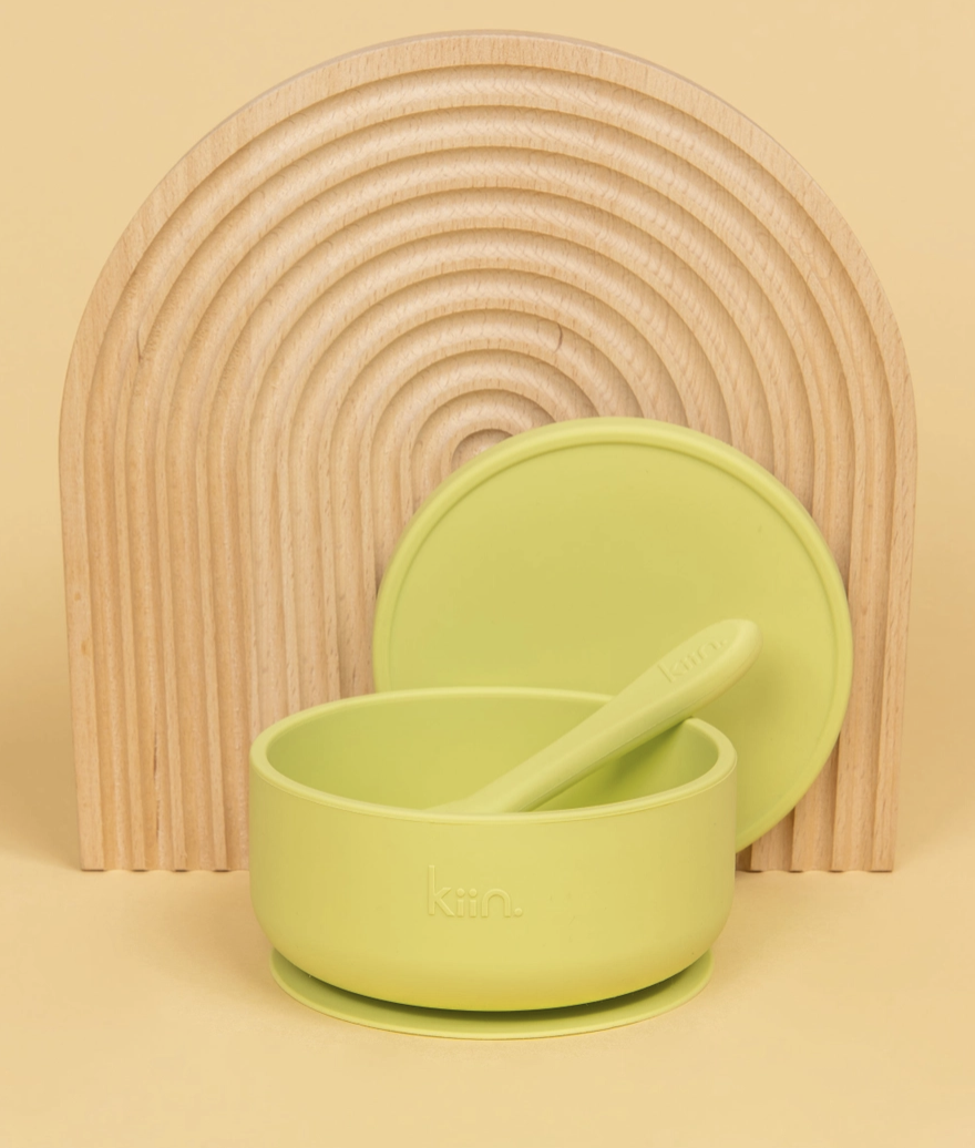 Silicone Suction Bowl with Lid + Spoon Set // Apple